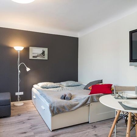 Jelgavas 52 Old Town 5 Min 4 Can Stay Free Parking Self Check In Out Riga Exterior foto